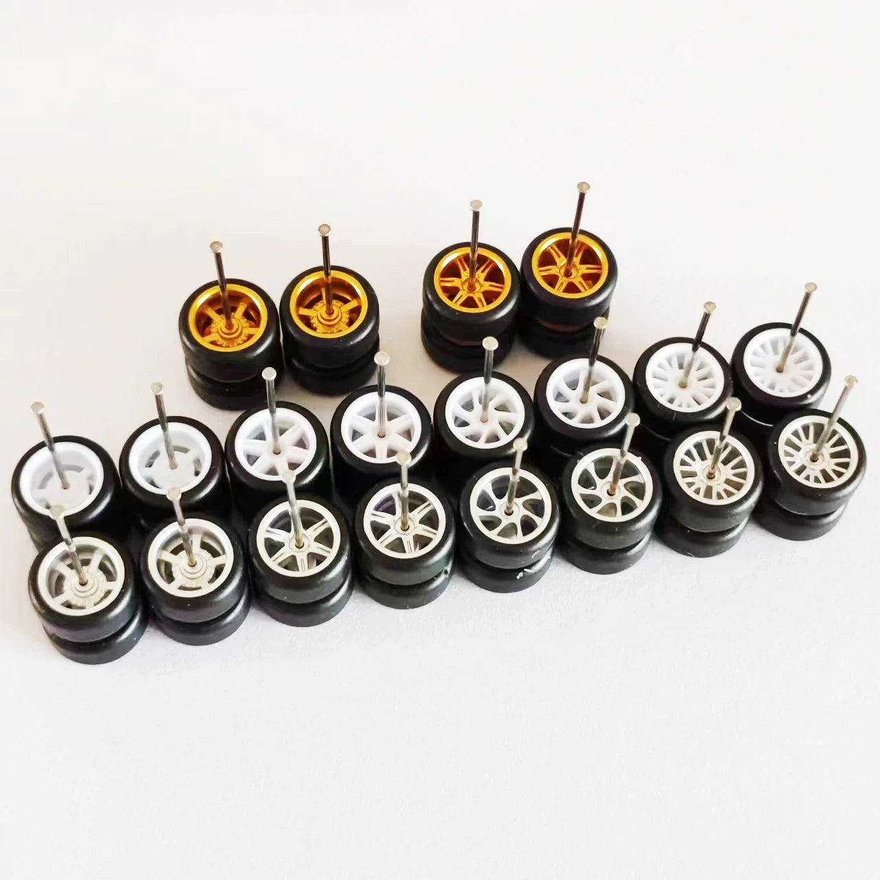 20pcs (10 Sets) 1/64 Alloy Wheels with Off-Road Tires – Modified for Matchbox, Domeka, Tomy Car Models